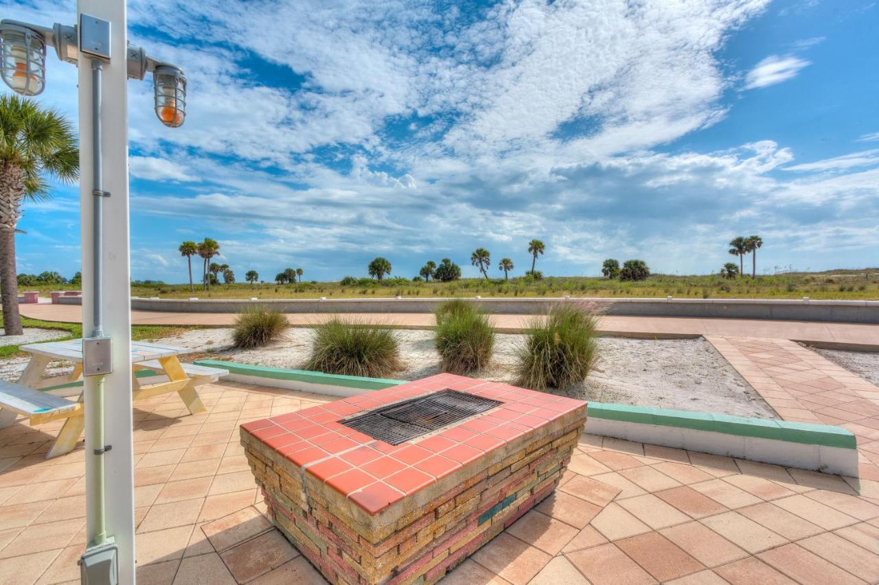 Tropic Terrace #16 - Beachfront Rental Apts St. Pete Beach Exterior foto